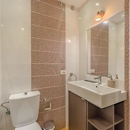 Gorgeous In Apartament *