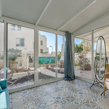 Gorgeous In Apartament *