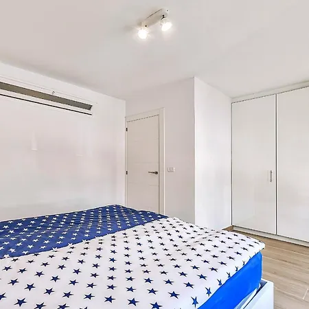 Gorgeous In Apartment Callao Salvaje