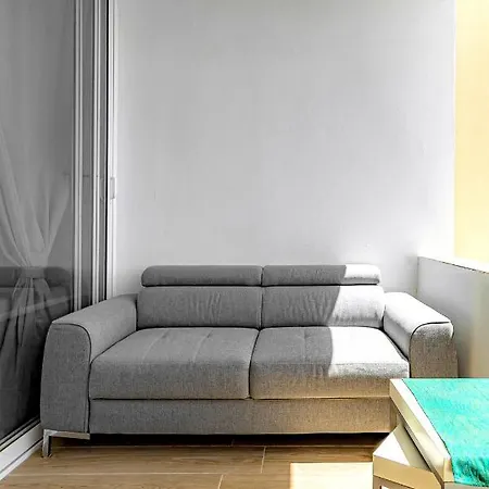 Apartment Gorgeous In *
