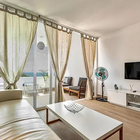 Apartment Gorgeous In *