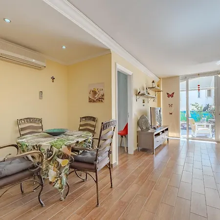 Gorgeous In Appartement