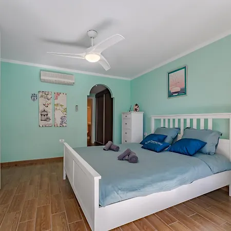 Gorgeous In * Callao Salvaje