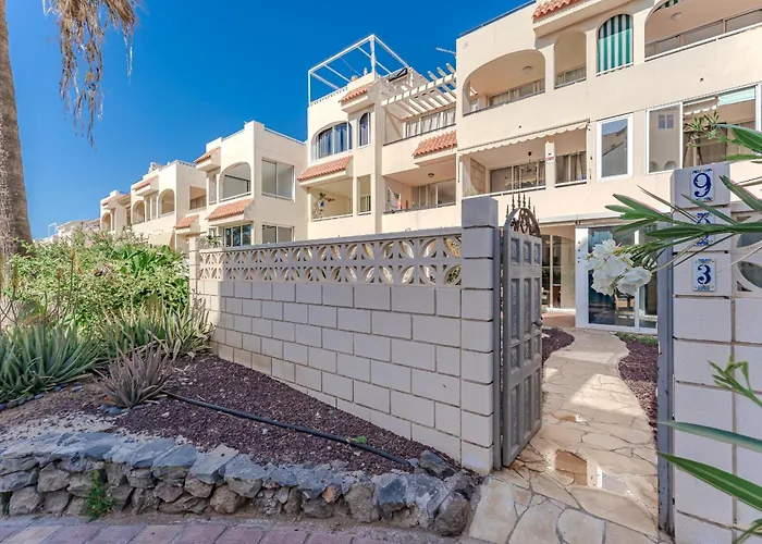 Gorgeous In קיאו סלבאחה