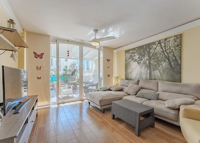 Gorgeous In דירה קיאו סלבאחה