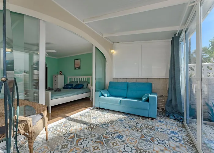 Gorgeous In * קיאו סלבאחה